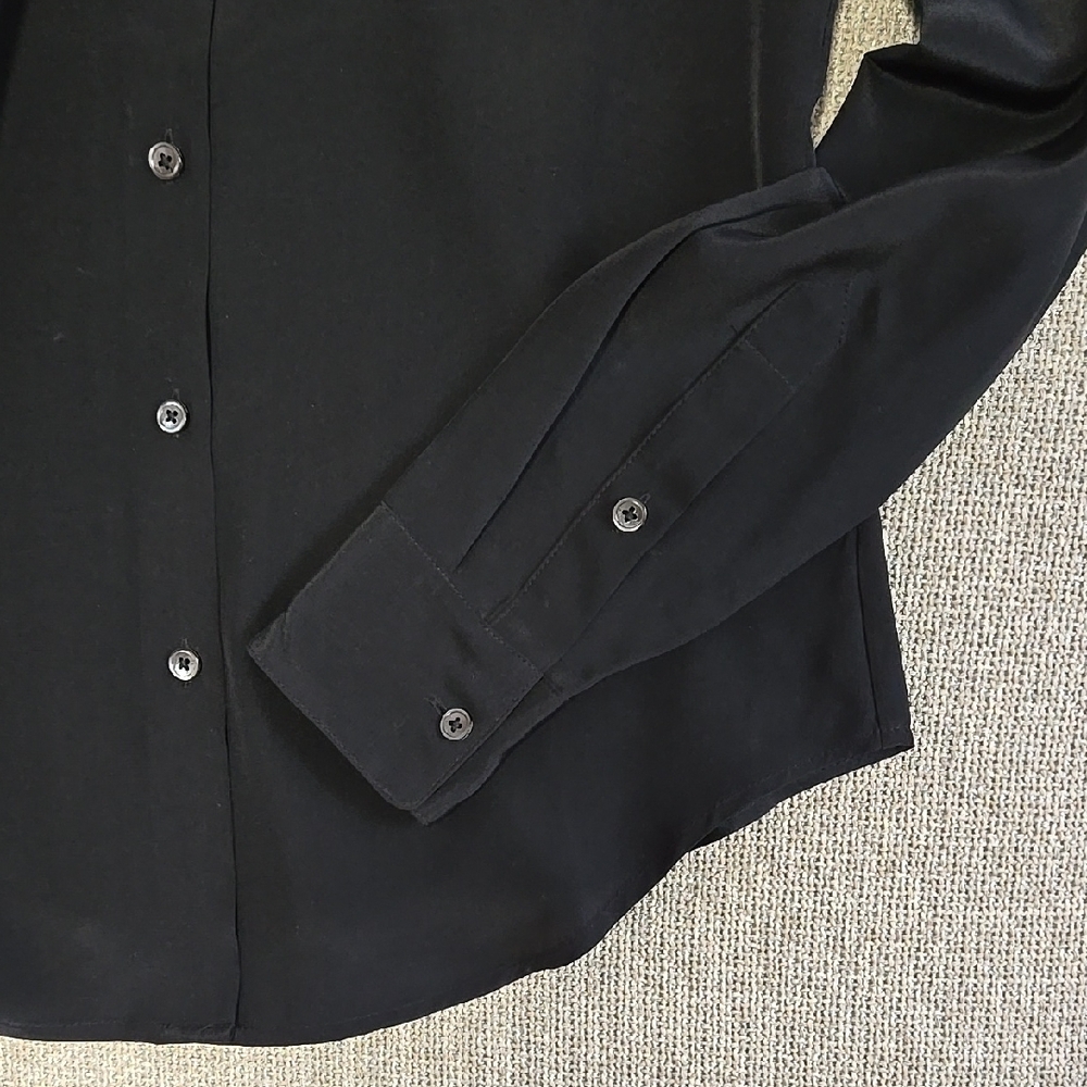 Elegant Black Dress Shirt - Picture 4 of 4